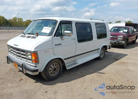 1993 Dodge Ram Van B250 z USA, uszkodzony, nr VIN 2B6HB21Y2PK523255